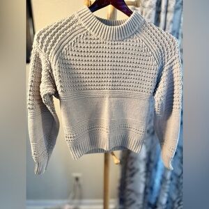 Universal Thread Light Gray Chunky Textured Crewneck Pullover Sweater